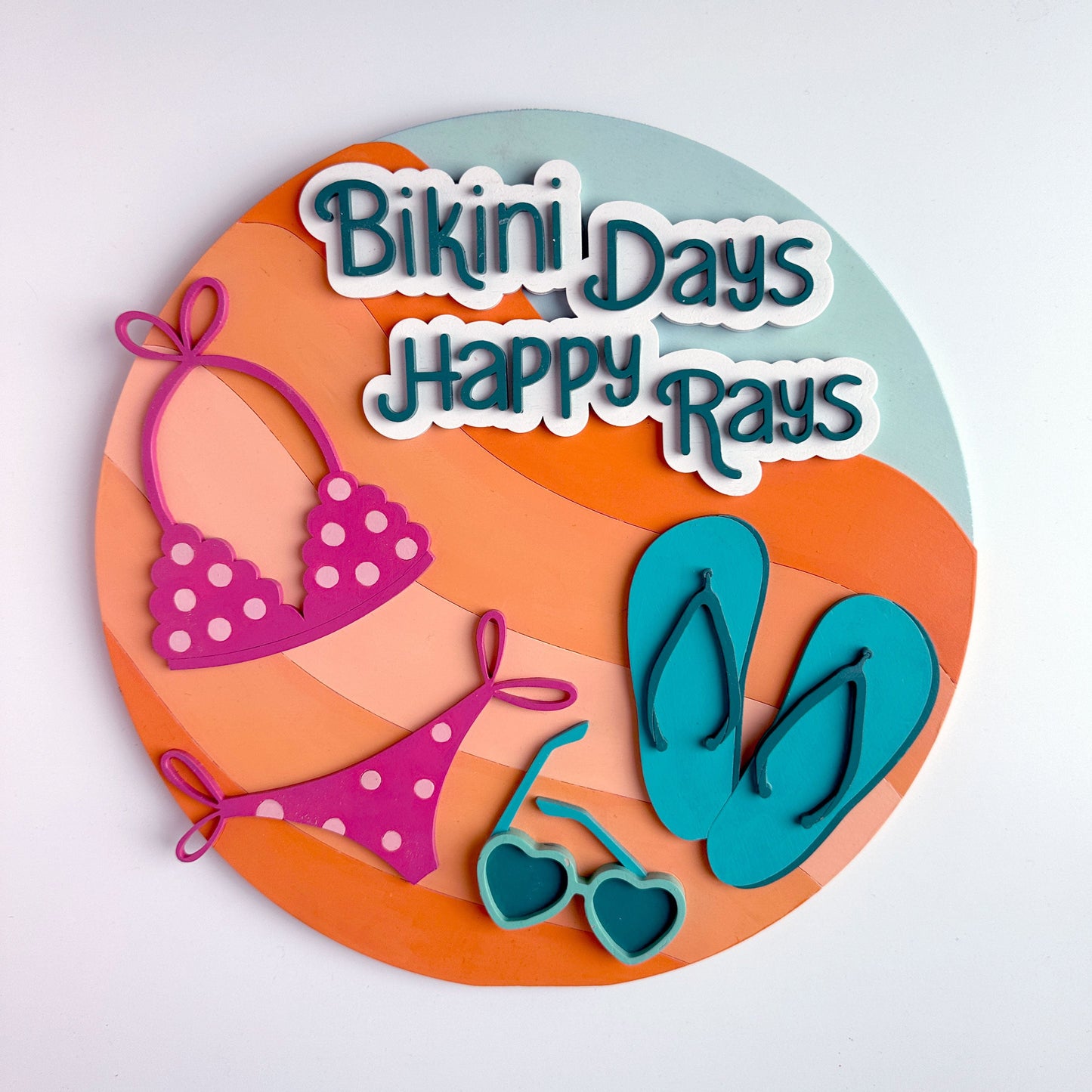 Decorative plate with bikini, sunglasses, and flip-flops on an orange and blue background with 'Bikini Days Happy Rays' text.